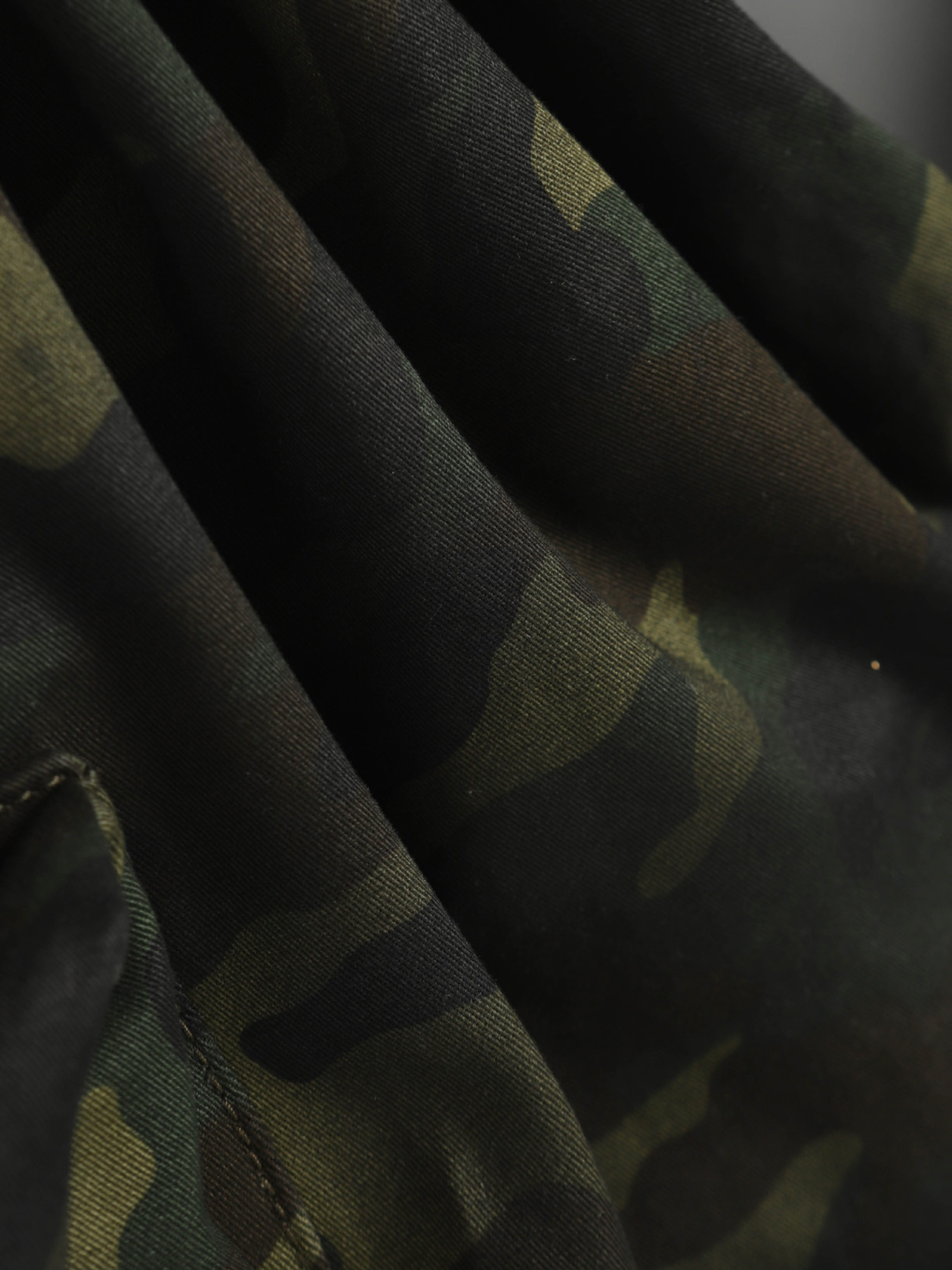 BaseVest - Men's Camouflage Wide-Leg Shorts