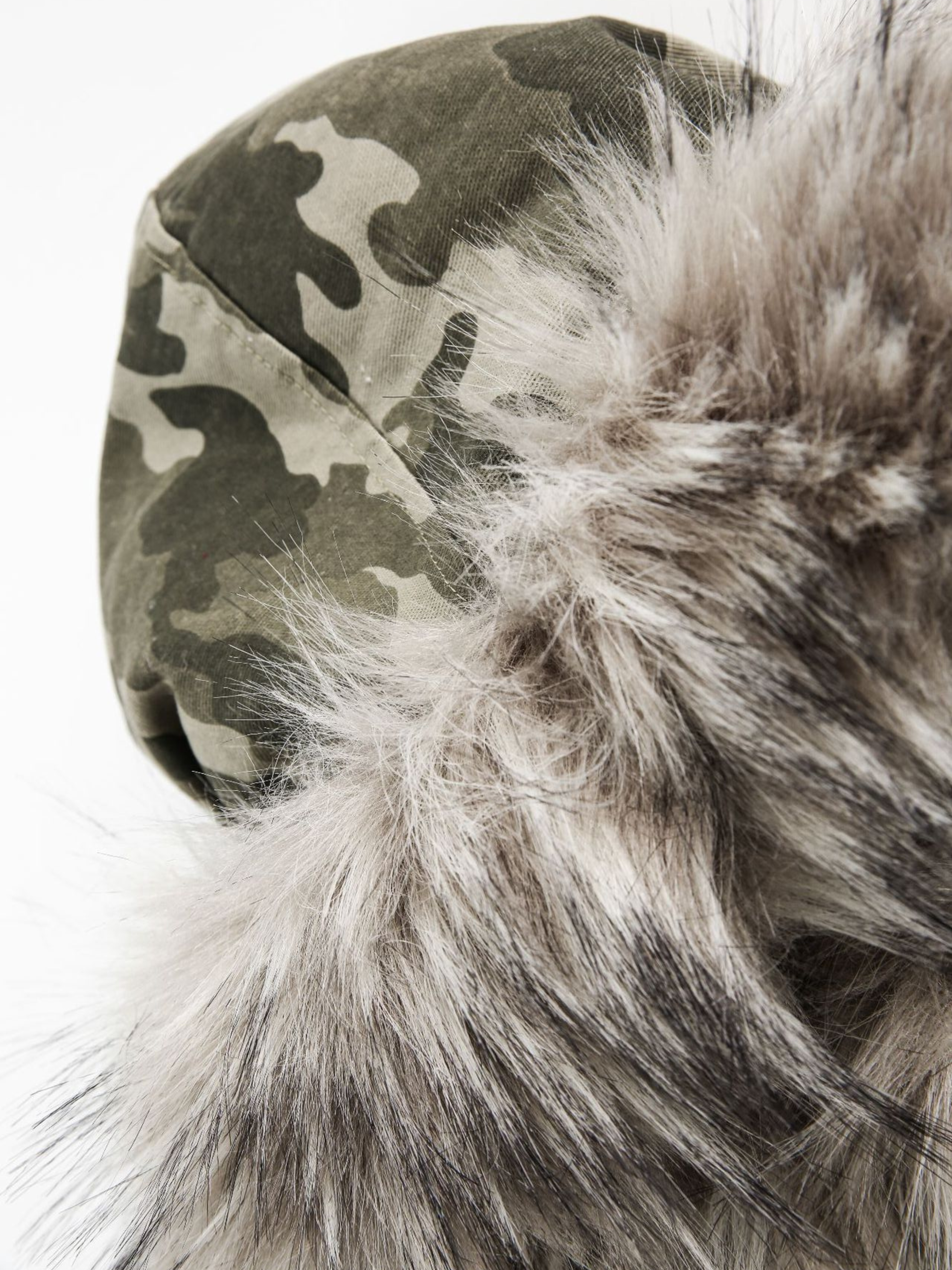 BoulderBase - Women's Camo Fur Collar Cotton Jacket