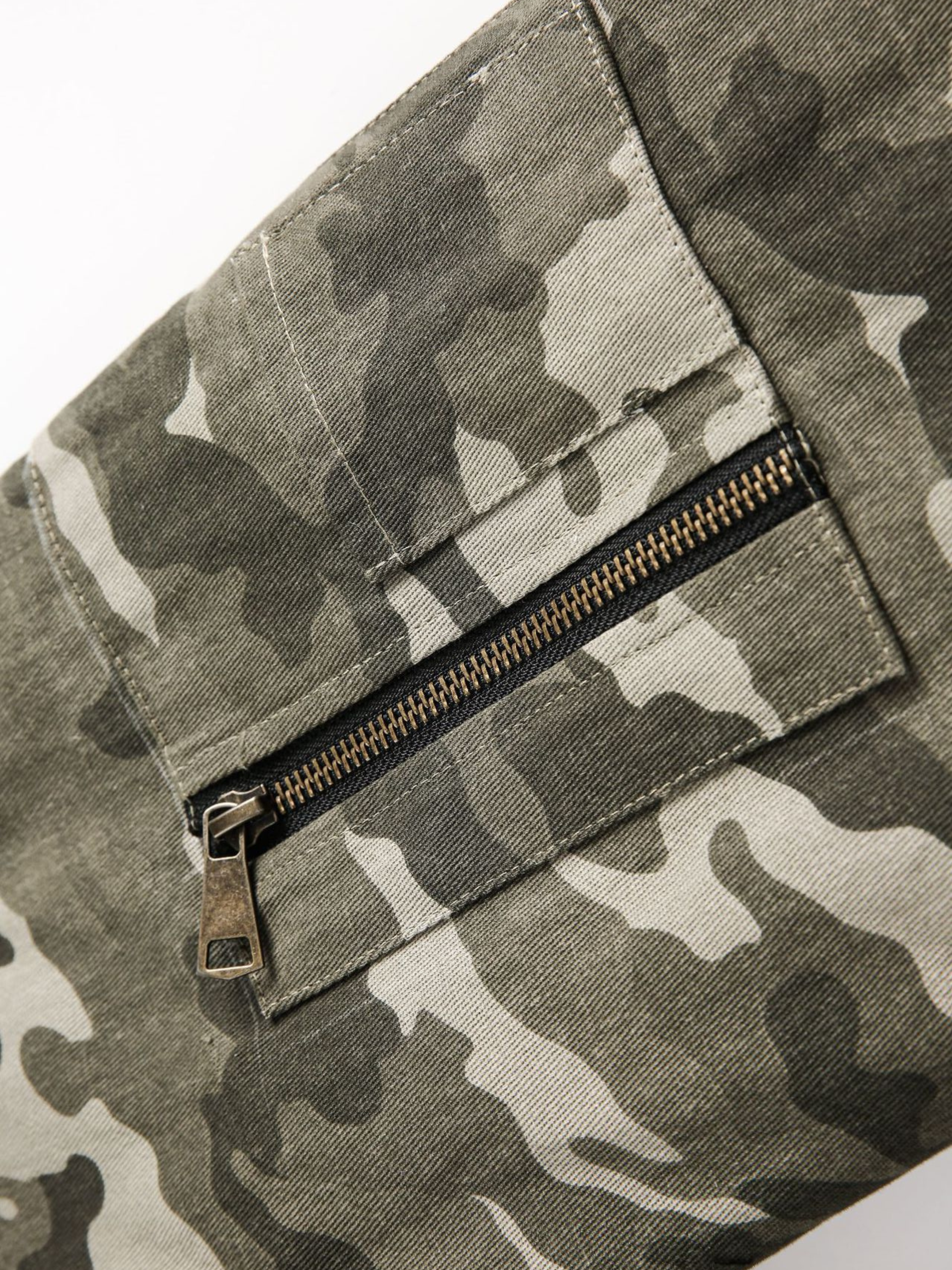 BoulderBase - Women's Camo Fur Collar Cotton Jacket