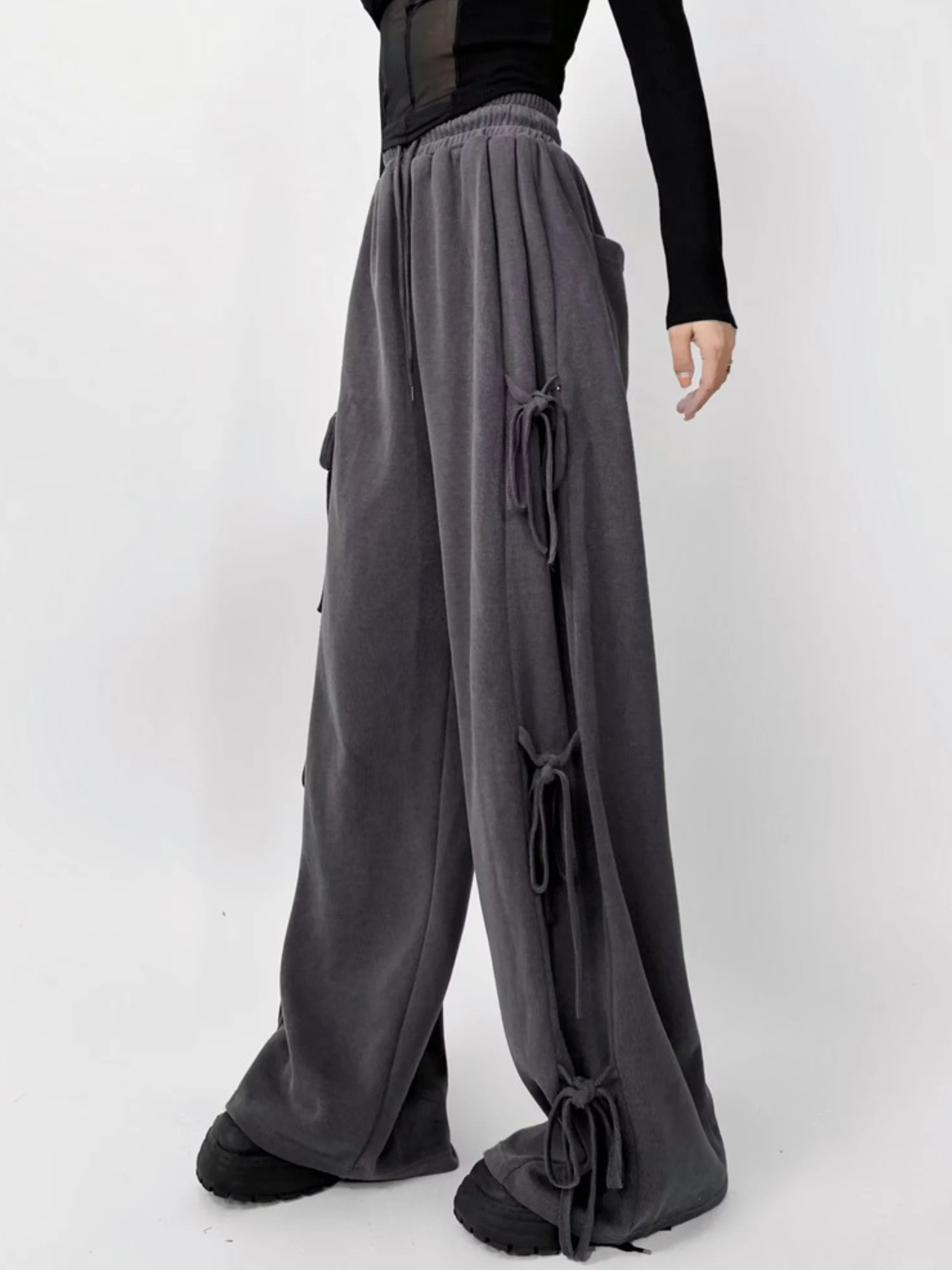 ThornPort - Women's Elastic Waist Butterfly Bow Loose Pants