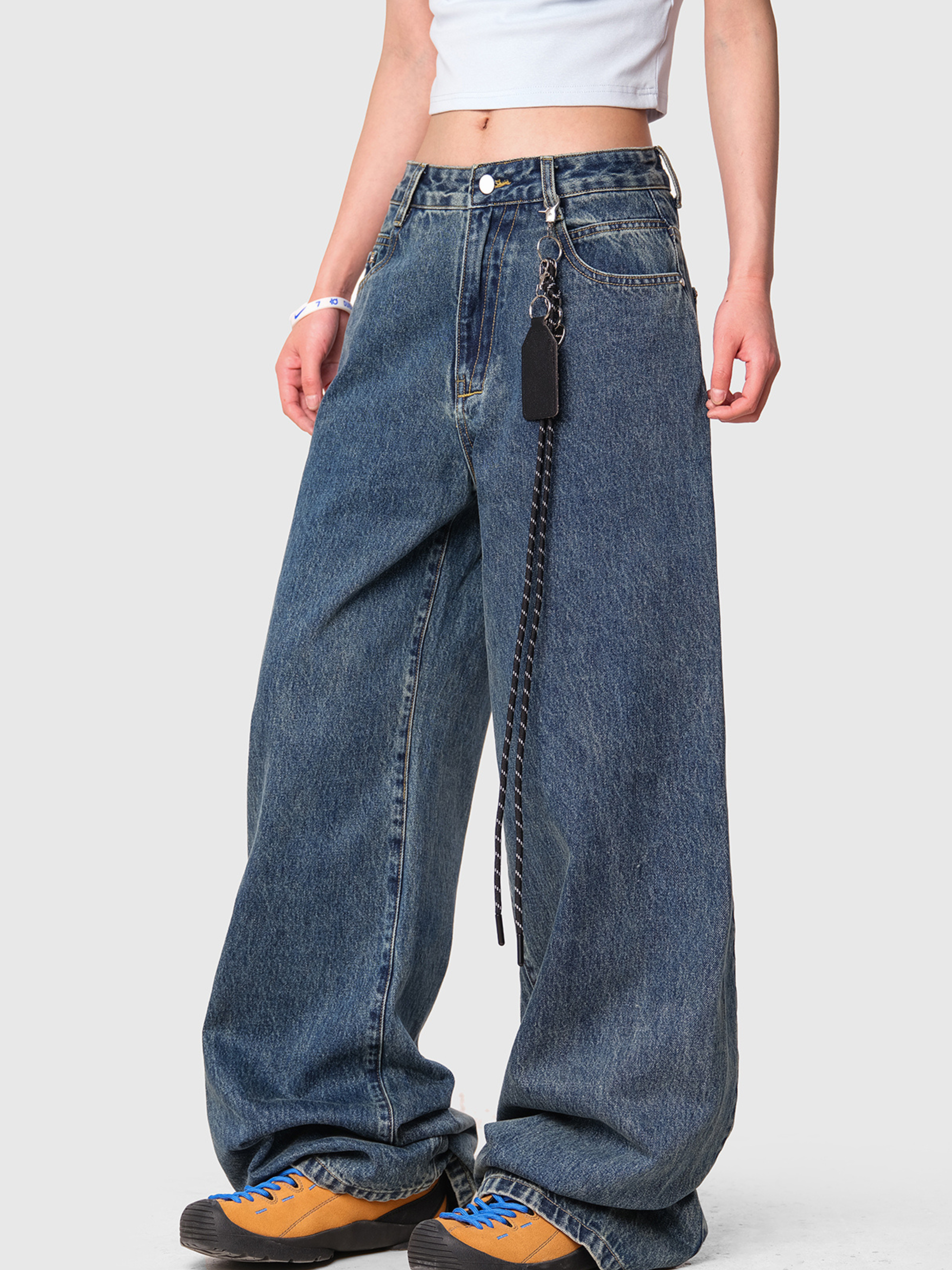 Frostborn - Women's Straight Washed Floor-Length Jeans