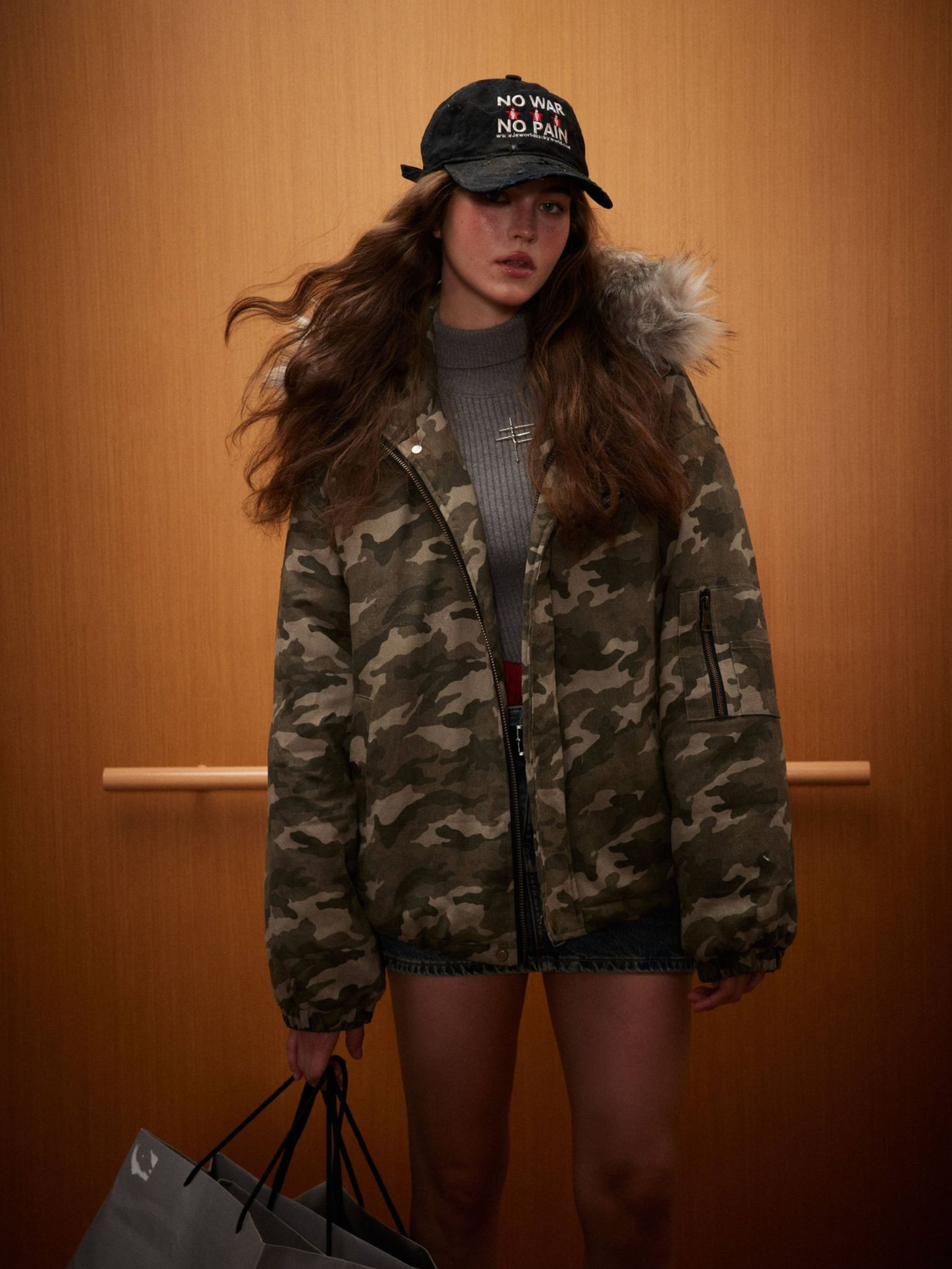 BoulderBase - Women's Camo Fur Collar Cotton Jacket