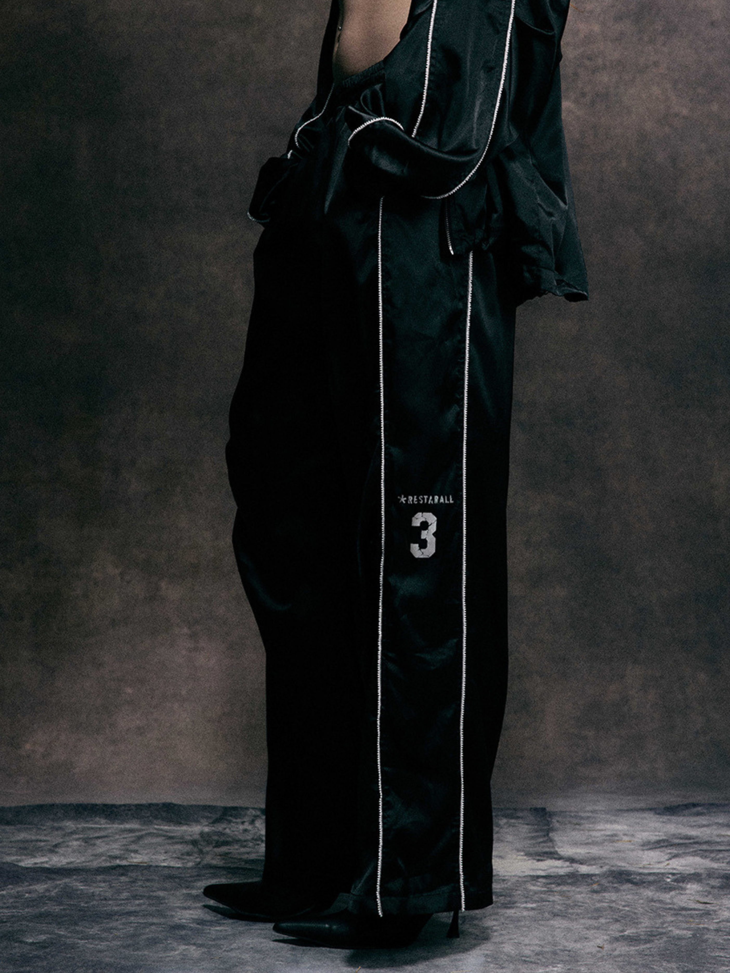 TrekLamp - Women's Satin Stripe-Panel Straight Pants