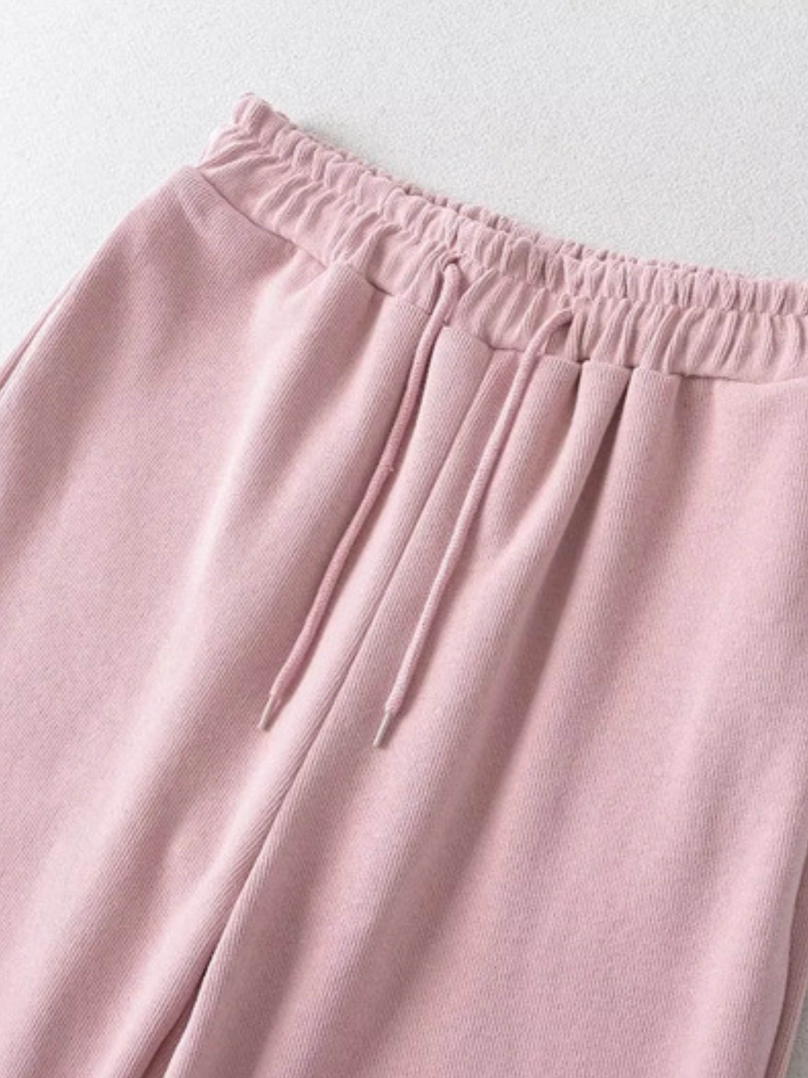 ThornScope - Women's Drawstring Elastic Waist Cuffed Pants