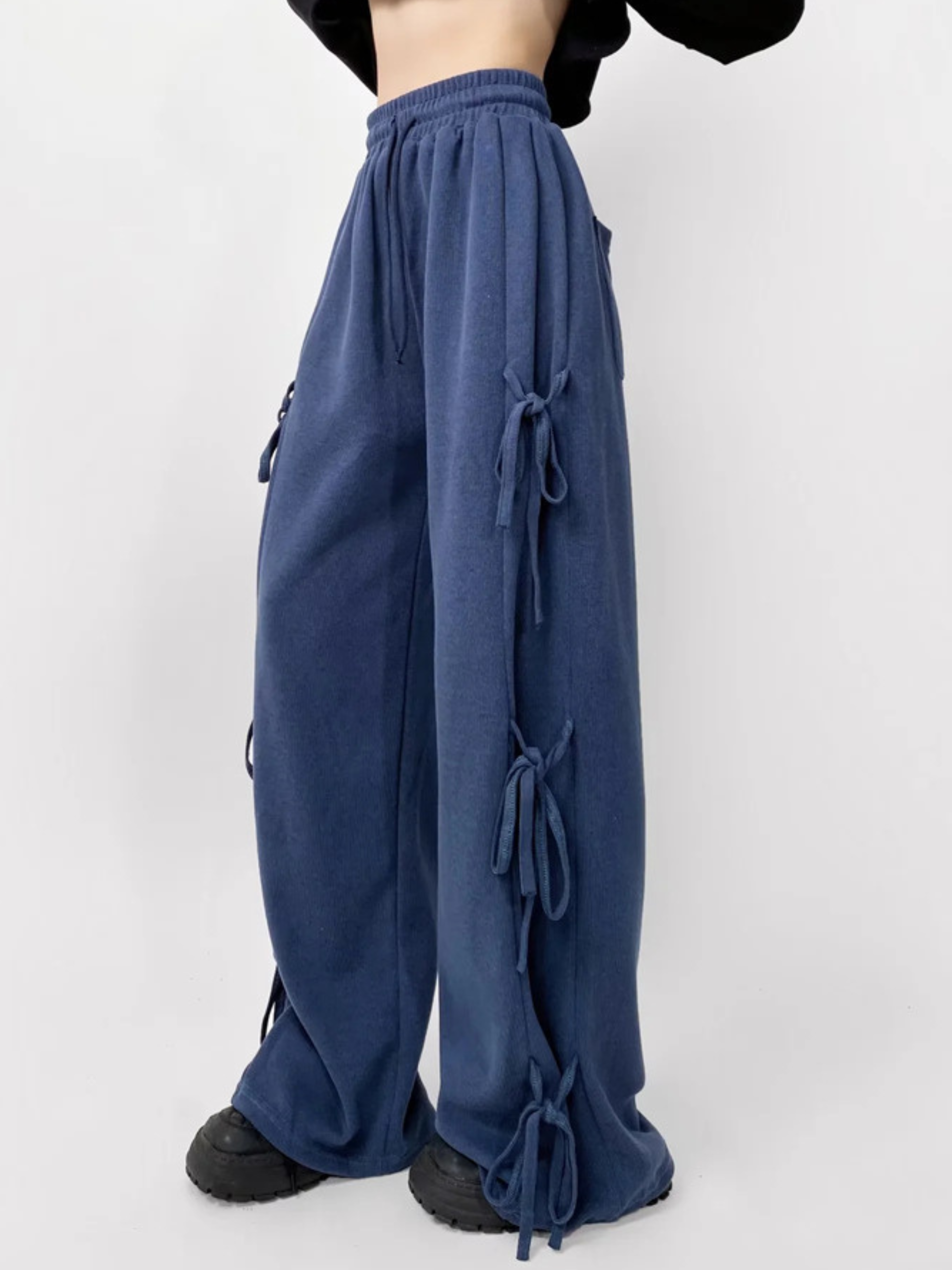 ThornPort - Women's Elastic Waist Butterfly Bow Loose Pants