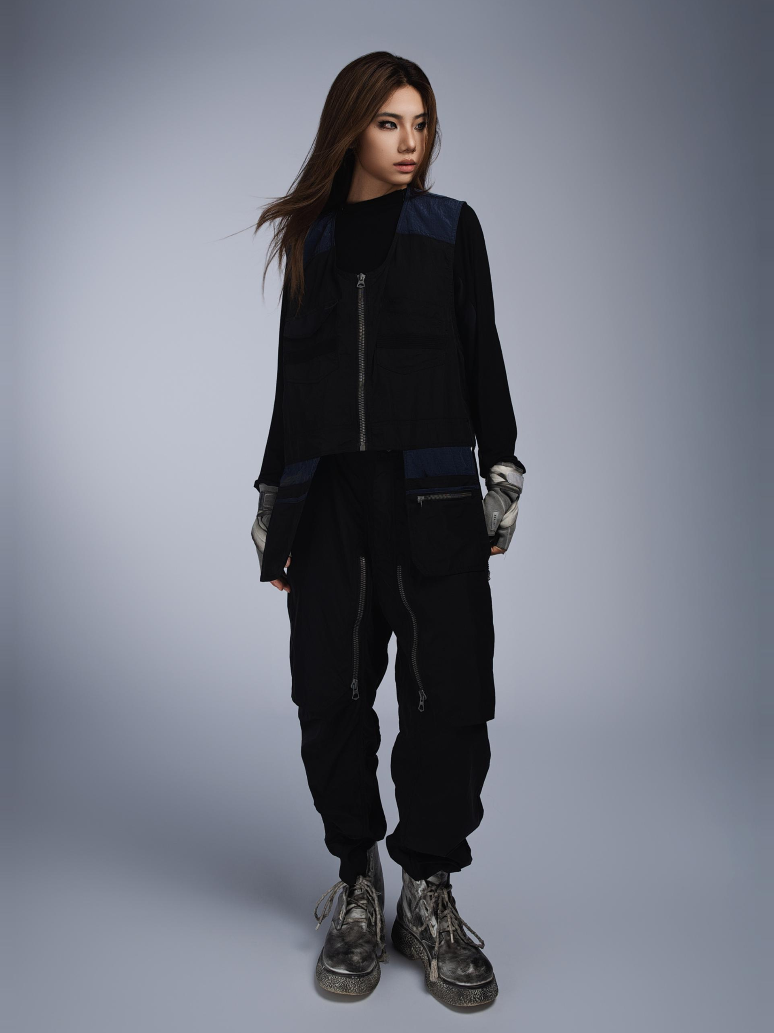 AshScope - Unisex Retro Sleeveless Crewneck Vest