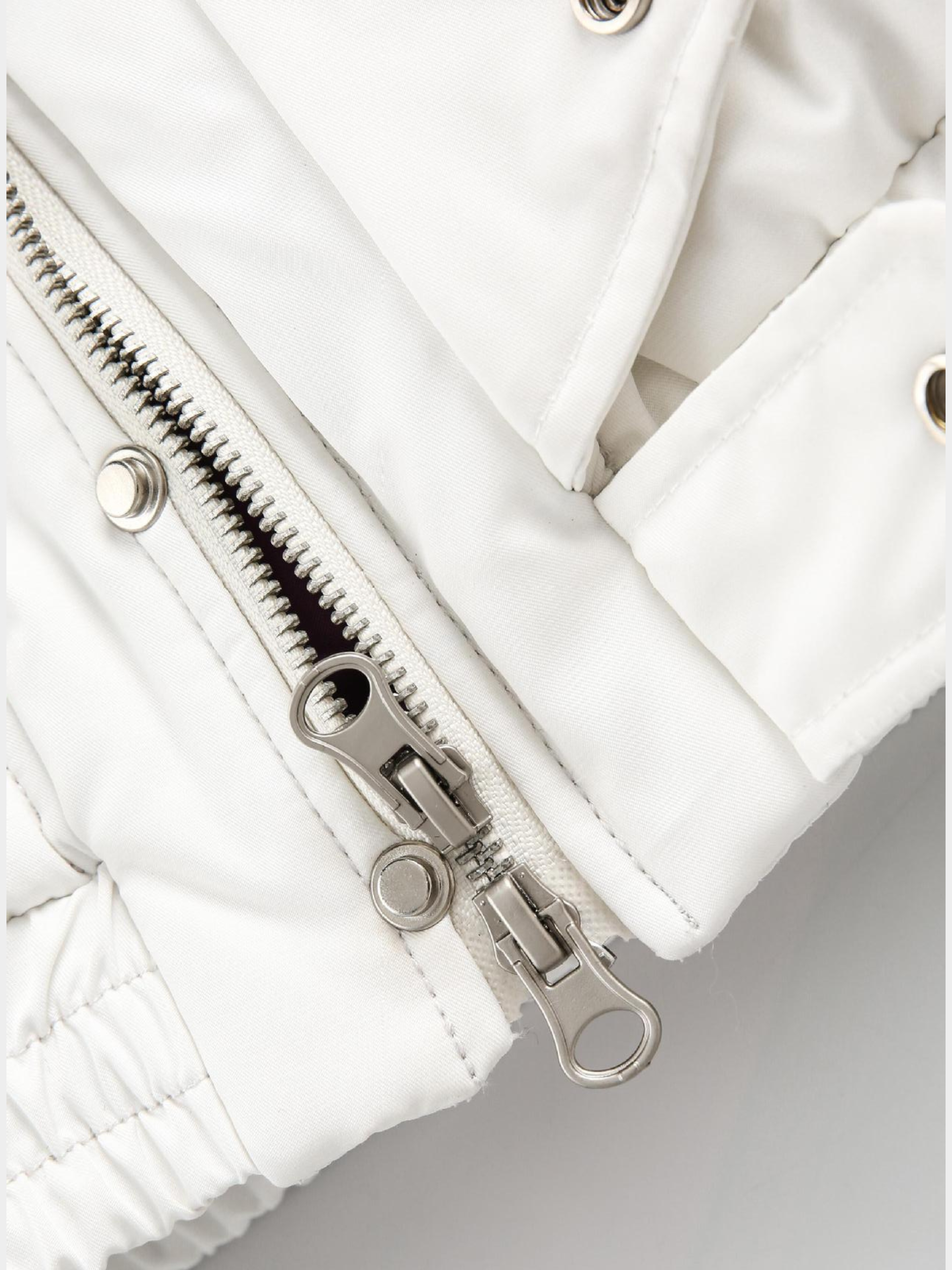 CanyonBoard - Women's Retro Badge Racer-Inspired Padded Jacket