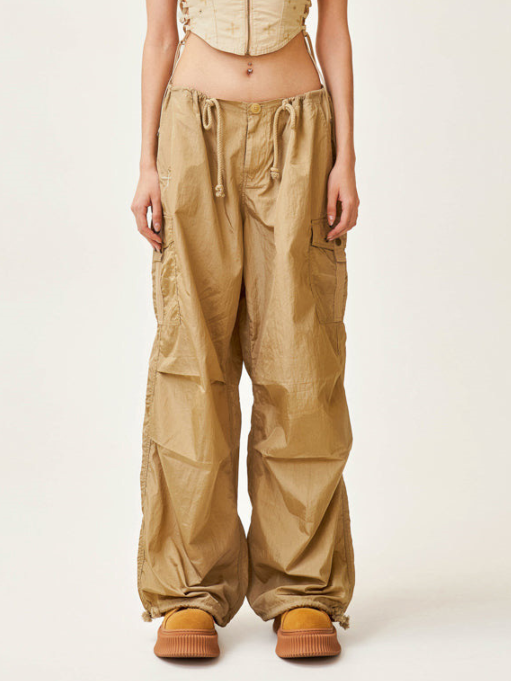 WolfTop - Women's Golden Snake Hunting Cargo Wide-Leg Pants