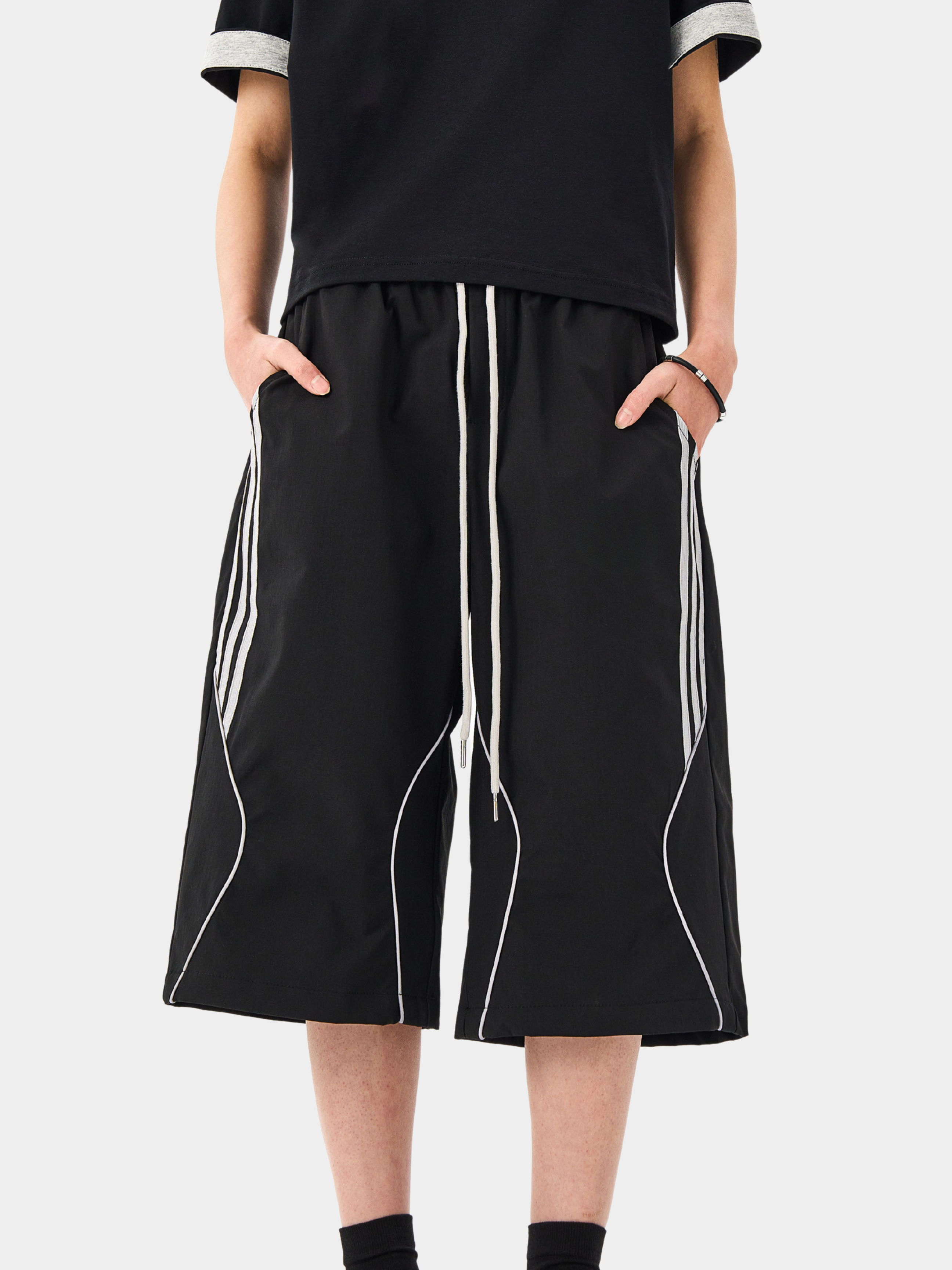 BlazeBox - Men's Striped Panel Straight-Leg Shorts