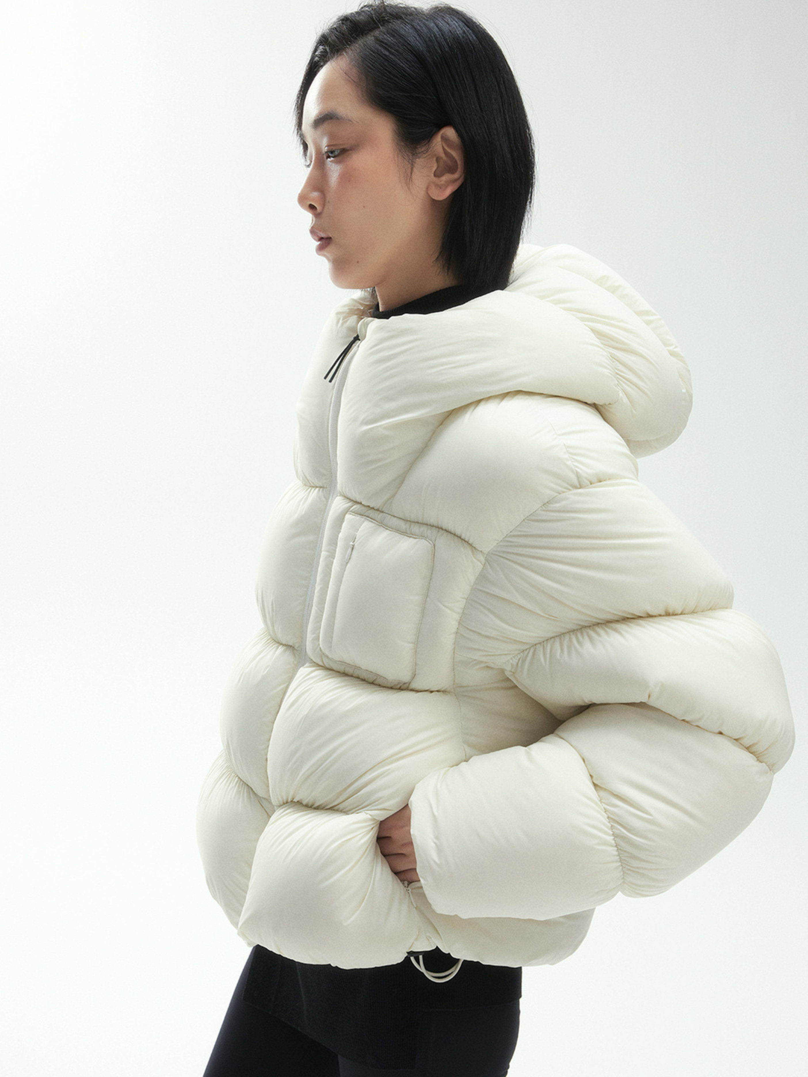 RavenScope - Women’s  90% White Duck Down Puffer Hooded Jacket