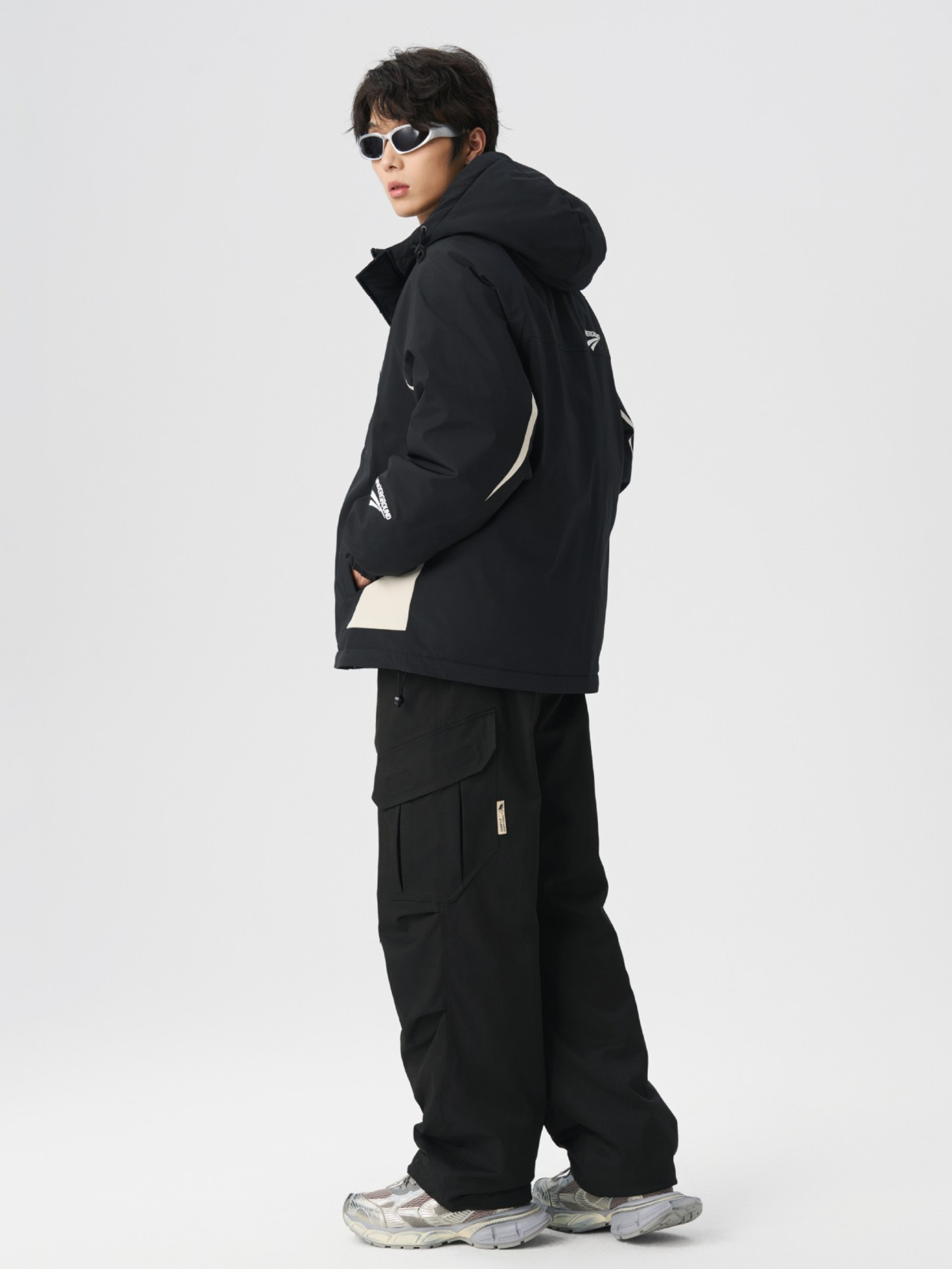 BluffPort - Unisex 90% White Duck Down Oversized Hooded Down Jacket