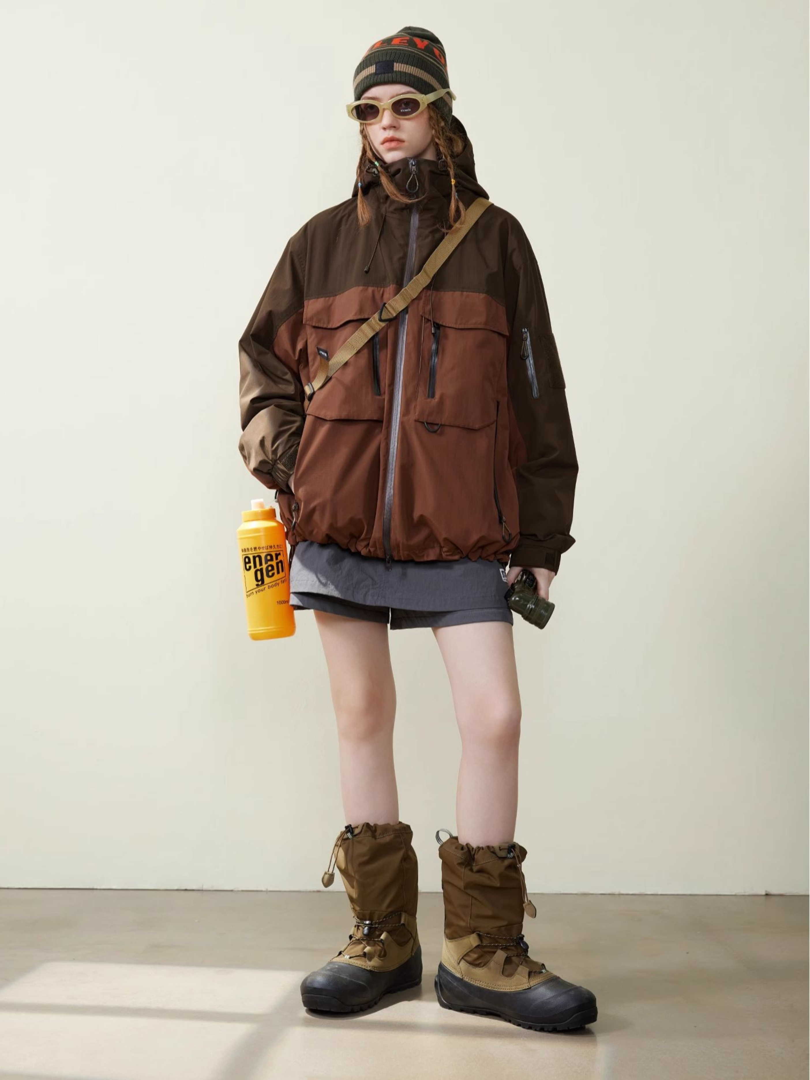 CanyonLife - Unisex Hard Shell Waterproof Outdoor Jacket