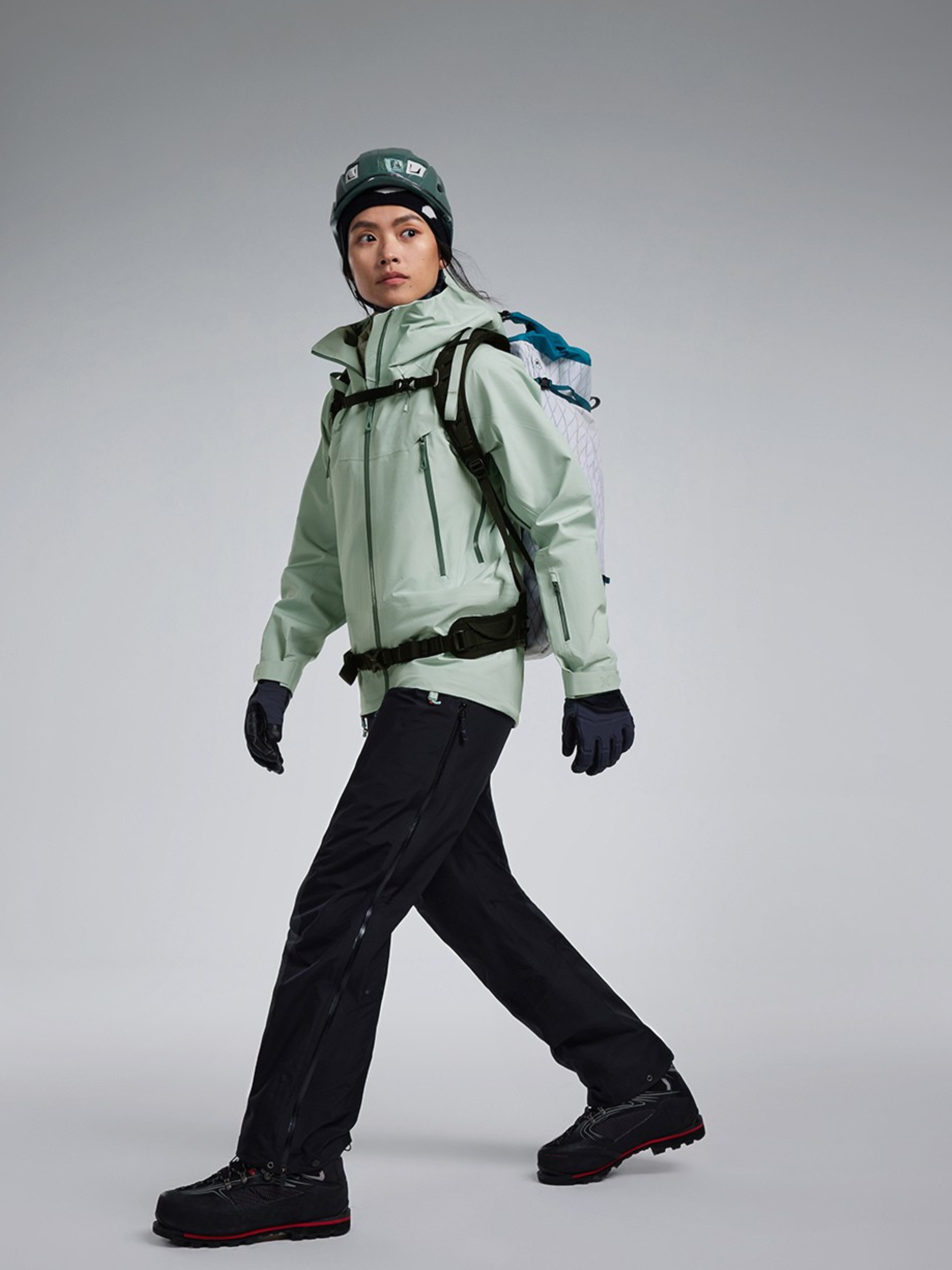 GONGGAR-S - Hard Shell Hooded Jacket