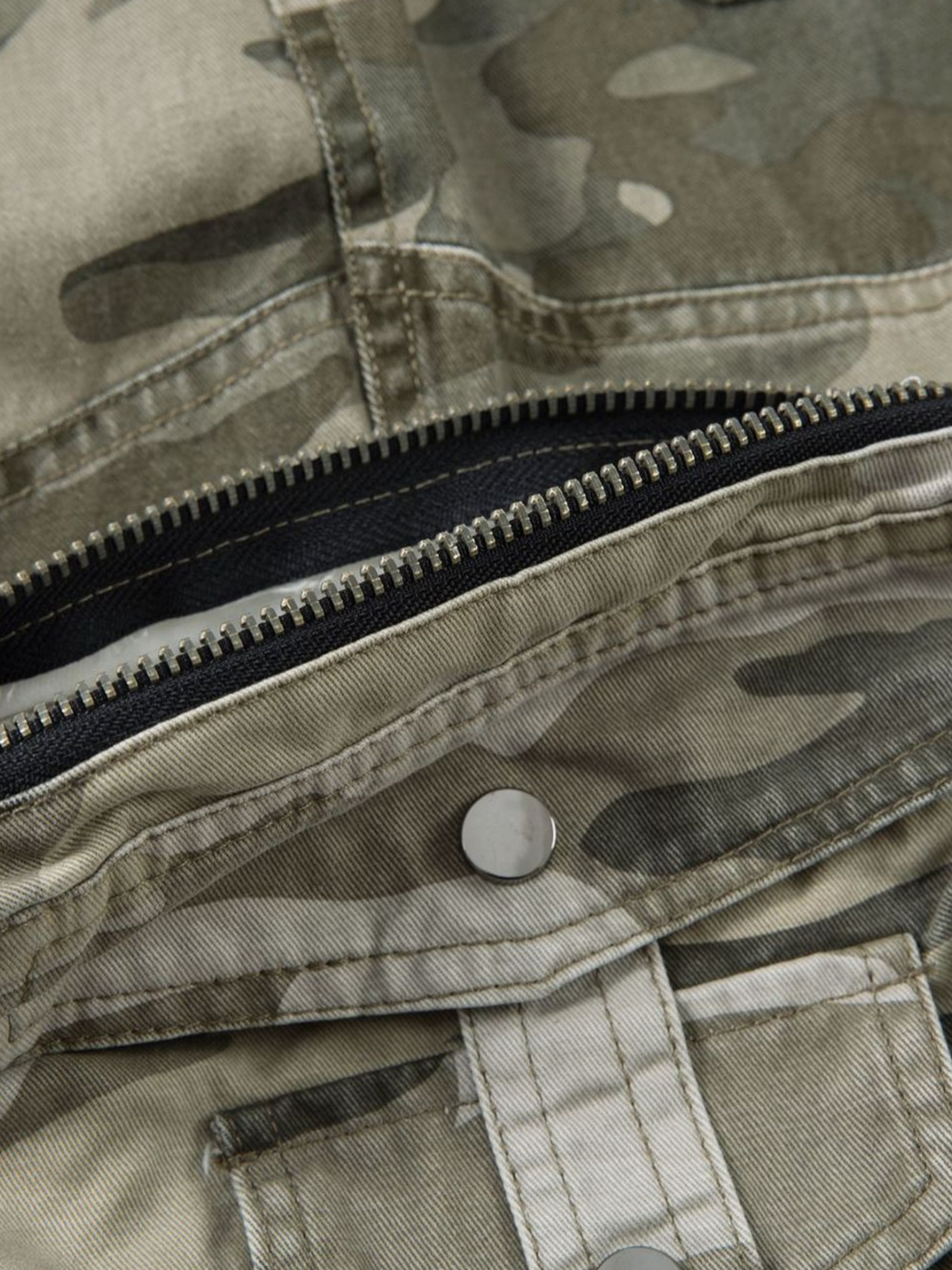 SafePack - Men's Camo 3D Pocket Cargo Pants
