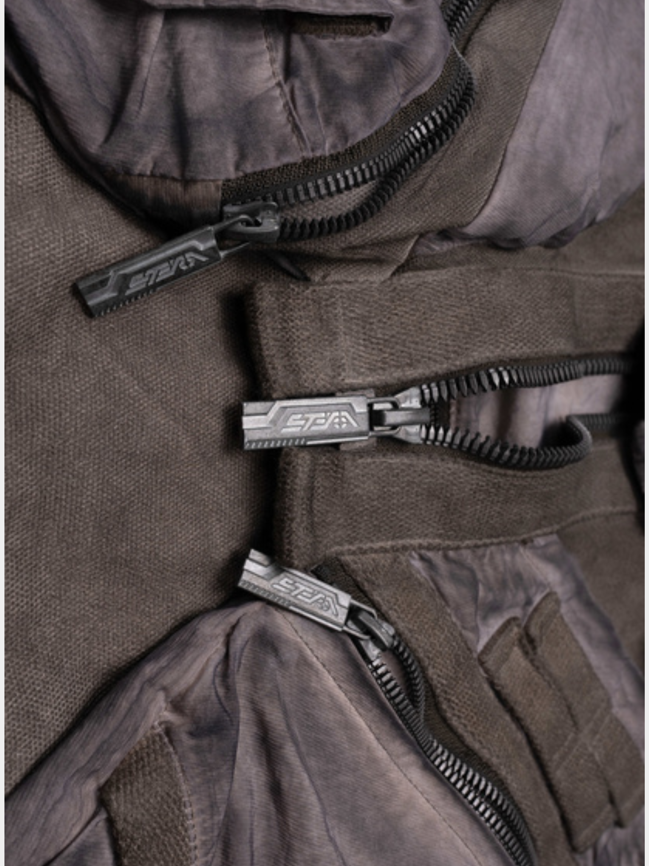 FlexCanopy - Unisex Asymmetric 3D Pocket Detachable Vest